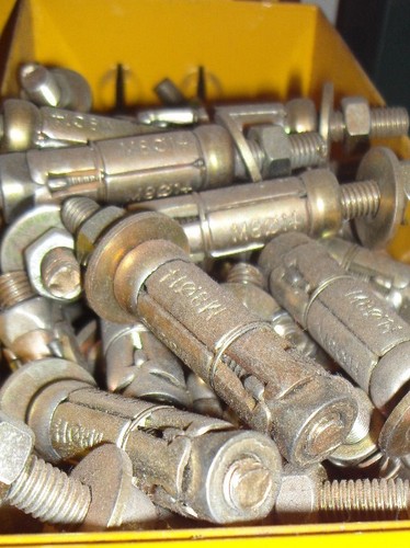 Projecting bolt x 15mm - 14,