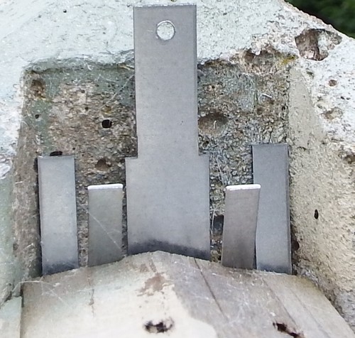 Anti rattling fence panel - 40,